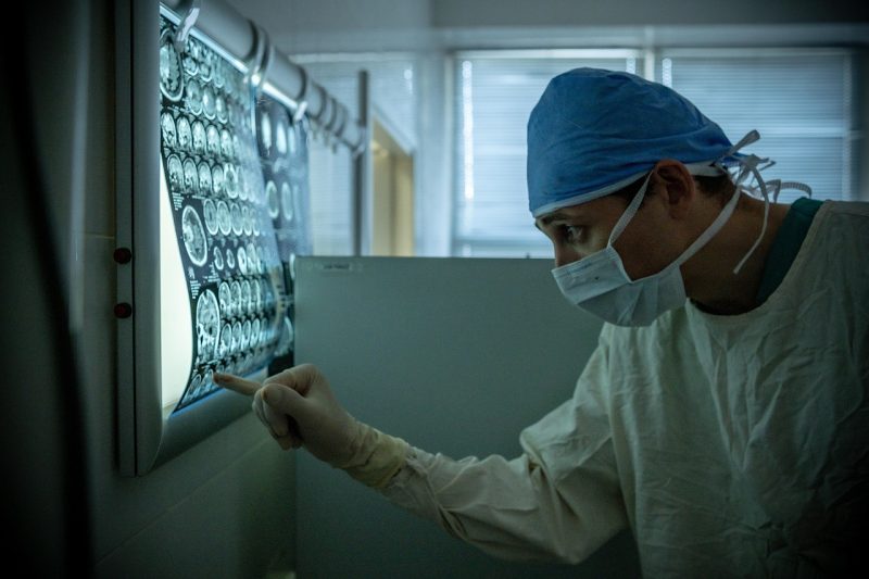2025年放射師薪水有多少？放射師薪水、考試&條件大揭秘