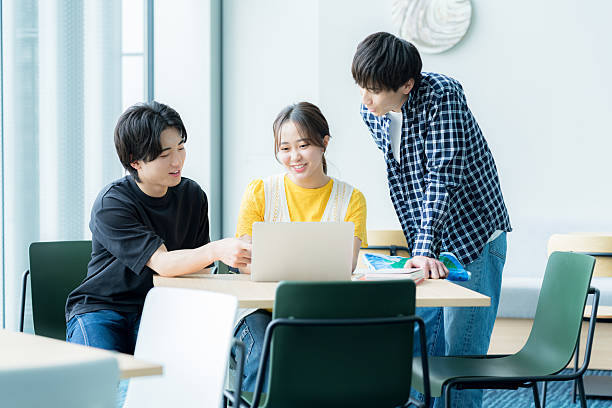 基礎文憑升大學應該怎麼做？2026要求/成功率&5大出路