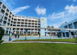 大埔三育中學校園